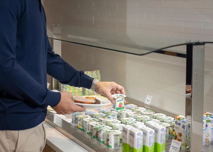 Best Hotels in Porto for Immersive City Experience