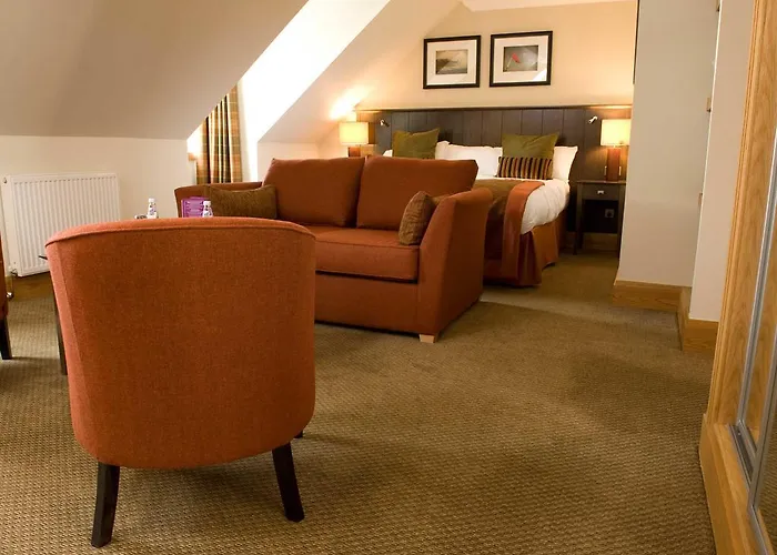 Discover the Best Troon Hotels in Ayrshire for Your Stay