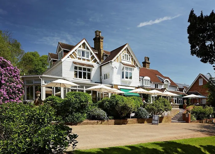 Discover the Best Hotels at Dartford Crossing in Dartford, United Kingdom